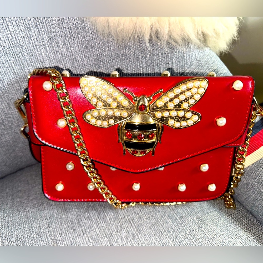 Bee purse Gucci style with pearls